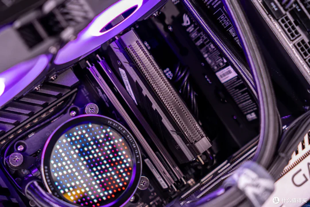 20L的MATX——ROG X670E GENE+4070S金属大师+乔思伯Z20装机展示