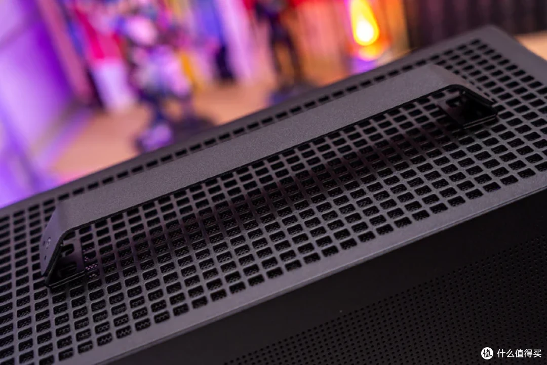 20L的MATX——ROG X670E GENE+4070S金属大师+乔思伯Z20装机展示