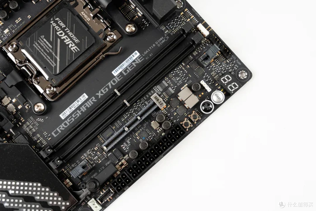 20L的MATX——ROG X670E GENE+4070S金属大师+乔思伯Z20装机展示