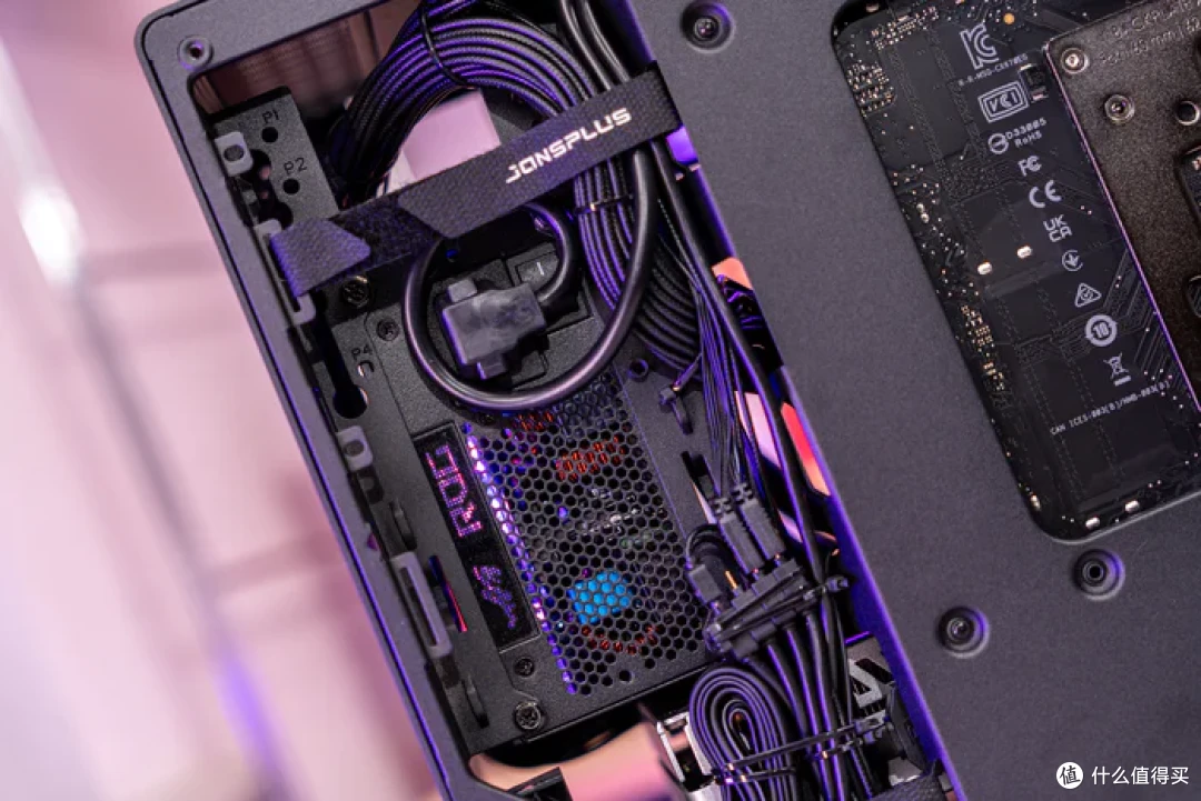 20L的MATX——ROG X670E GENE+4070S金属大师+乔思伯Z20装机展示