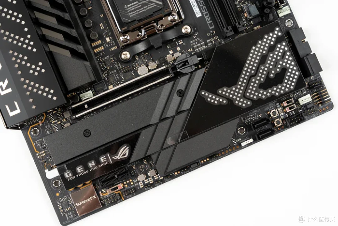20L的MATX——ROG X670E GENE+4070S金属大师+乔思伯Z20装机展示