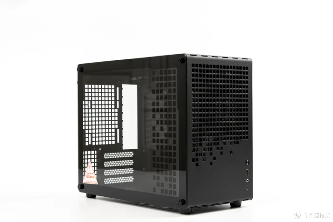20L的MATX——ROG X670E GENE+4070S金属大师+乔思伯Z20装机展示