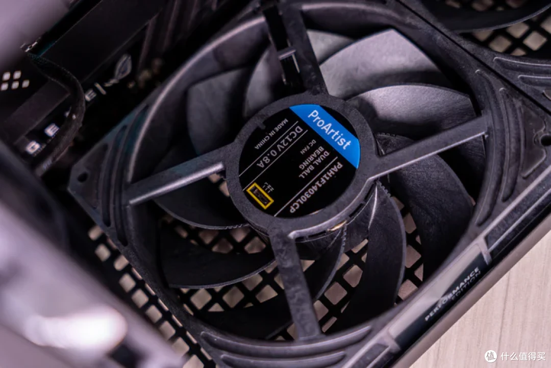 20L的MATX——ROG X670E GENE+4070S金属大师+乔思伯Z20装机展示