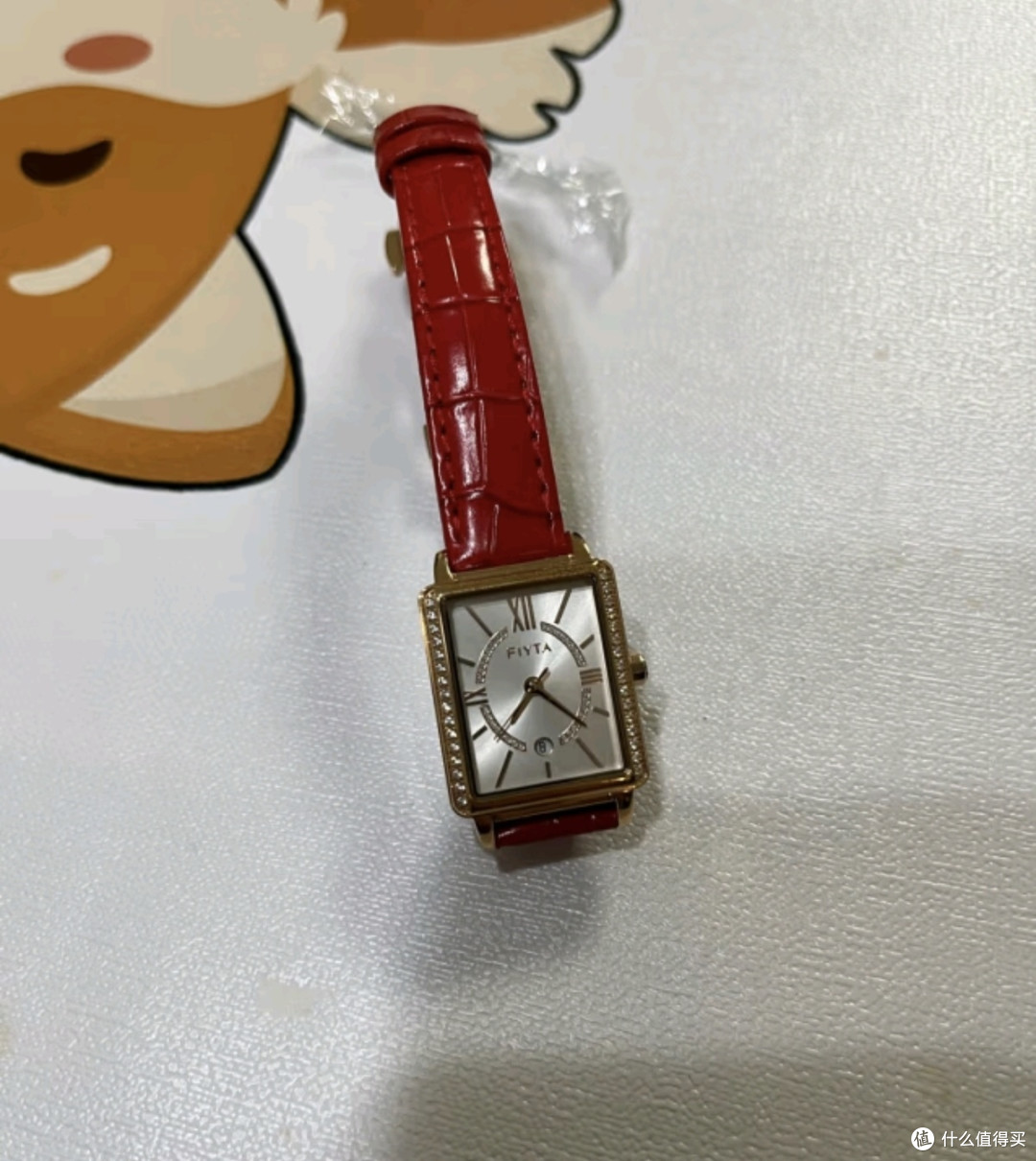 飞亚达(FIYTA)手表女 商场同款倾城系列石英表 锆石表圈白盘红皮带 节日礼物