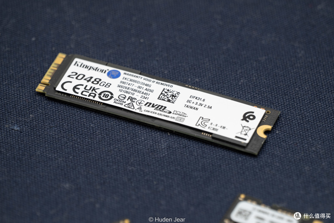 华硕ROG NUC 760首发测评：名为ROG的优秀NUC继任者