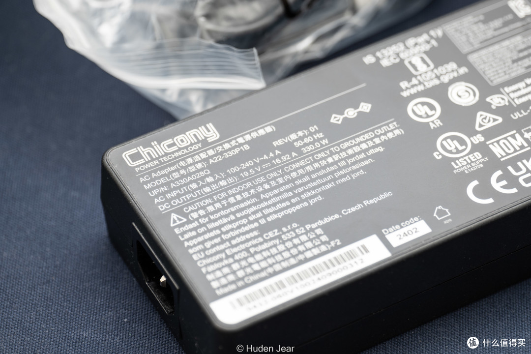 华硕ROG NUC 760首发测评：名为ROG的优秀NUC继任者