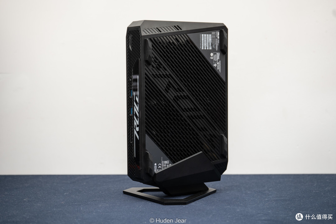 华硕ROG NUC 760首发测评：名为ROG的优秀NUC继任者