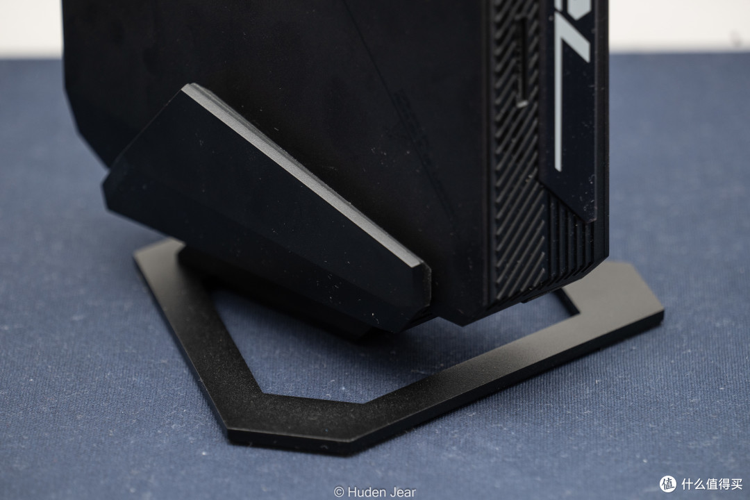 华硕ROG NUC 760首发测评：名为ROG的优秀NUC继任者