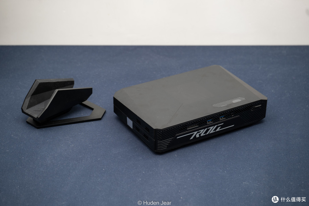 华硕ROG NUC 760首发测评：名为ROG的优秀NUC继任者