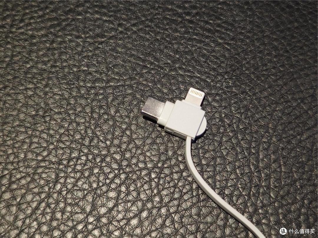 二合一无线快充,西圣PB磁吸式移动电源使用体验
