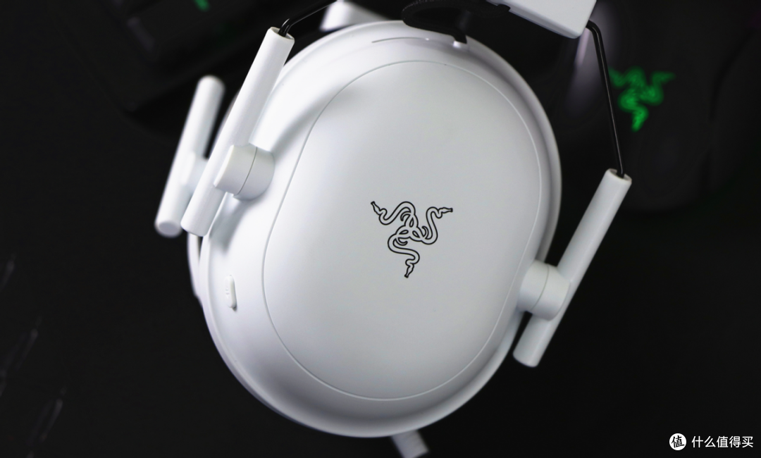 Xbox音效加持!旋风黑鲨V2专业版电竞影音无线头戴式耳机评测
