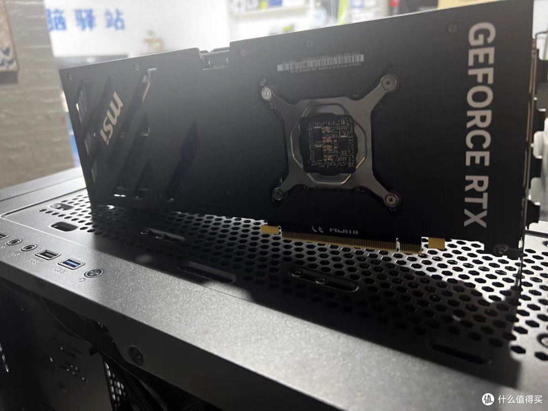 微星RTX4070 SUPER:性能怪兽,游戏玩家的福音!
