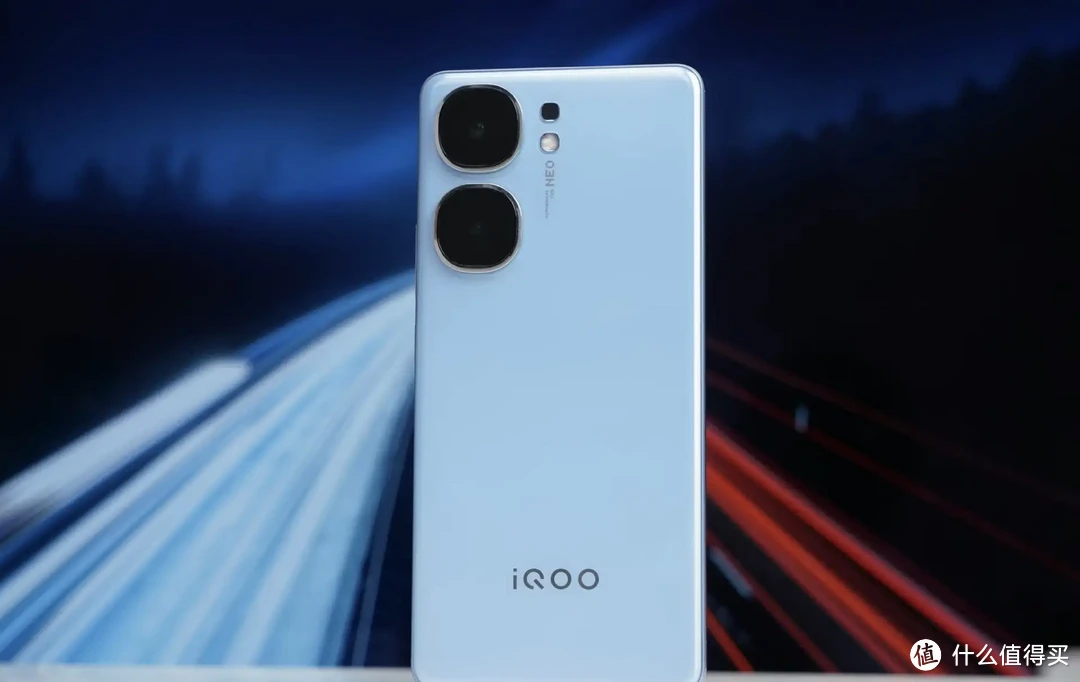 2000元预算买手机，谁能给我一个不选iQOO Neo9的理由？