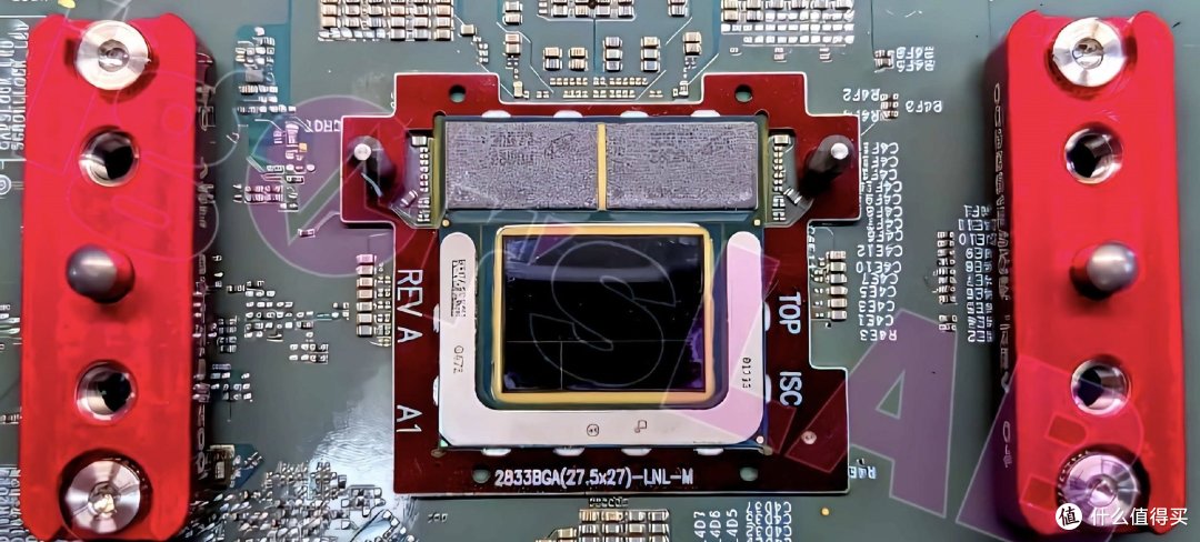 英特尔新宠儿!Lunar Lake芯片引领AI PC新时代