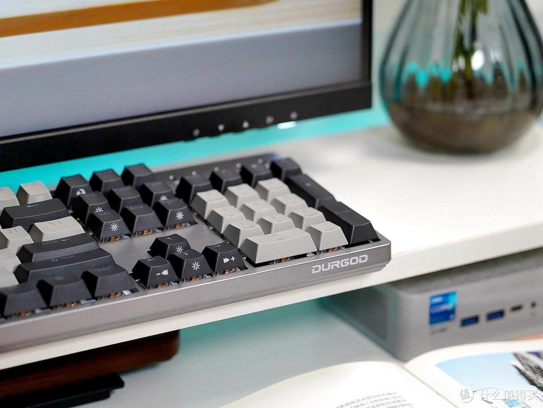 体验高效办公，适合职场的机械键盘，杜伽K310白光限定版使用分享