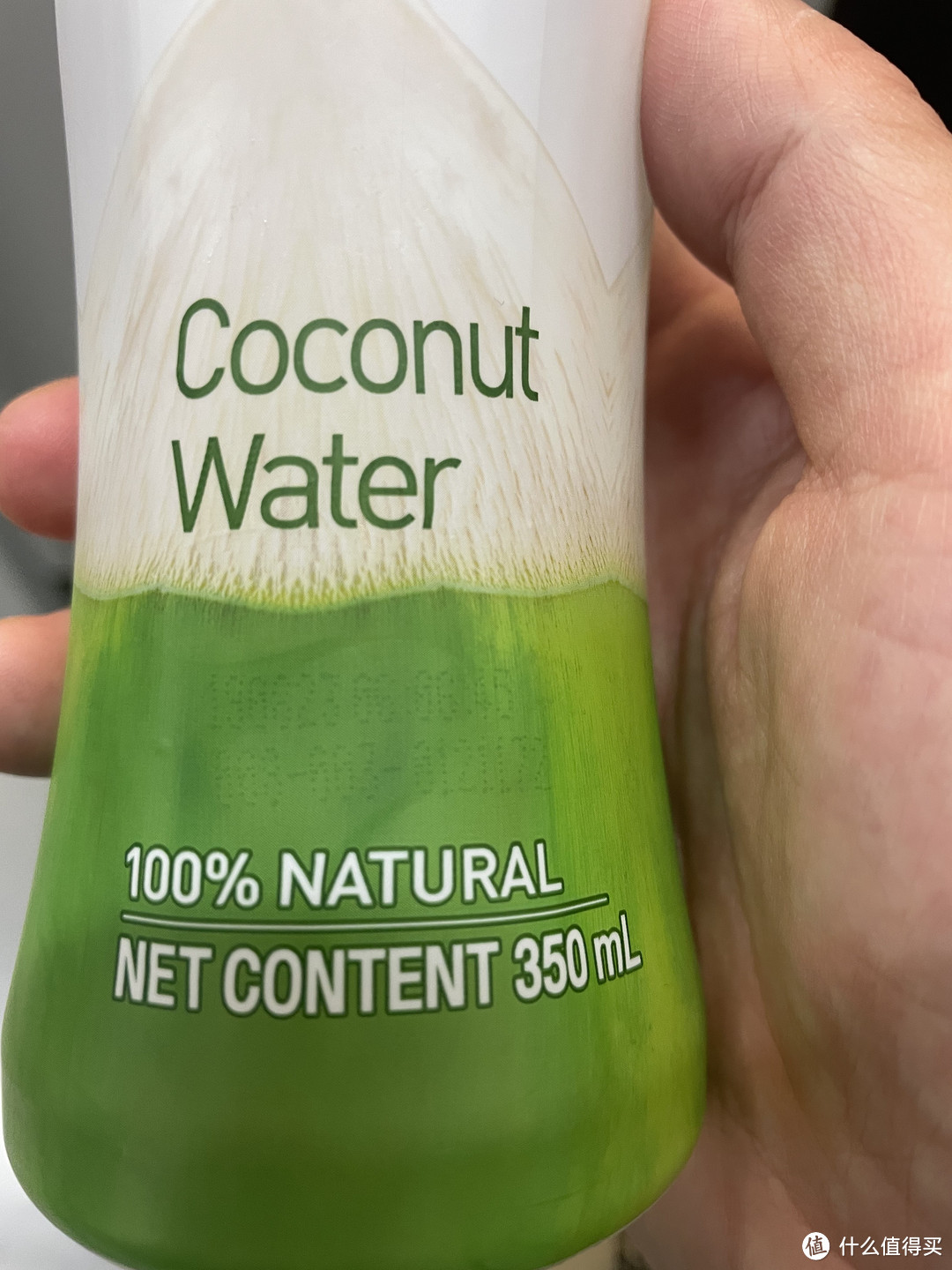 品味天然，畅享健康——100%天然椰子水