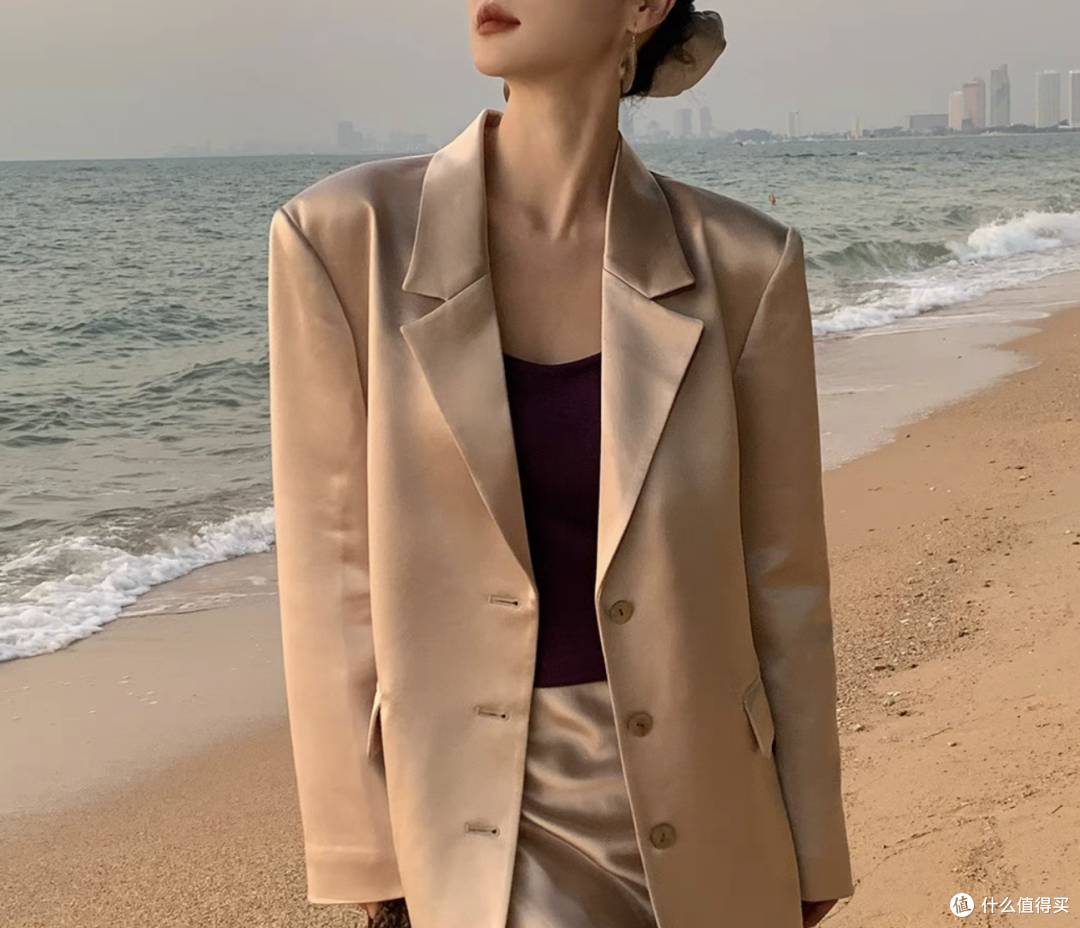女律师的夏日衣橱清单｜这3家店，拥有88VIP的职场人可以闭眼入