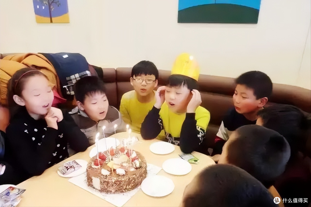 生日=母亲受难日?别PUA了,有钱没钱,这6个生日都要给孩子隆重过