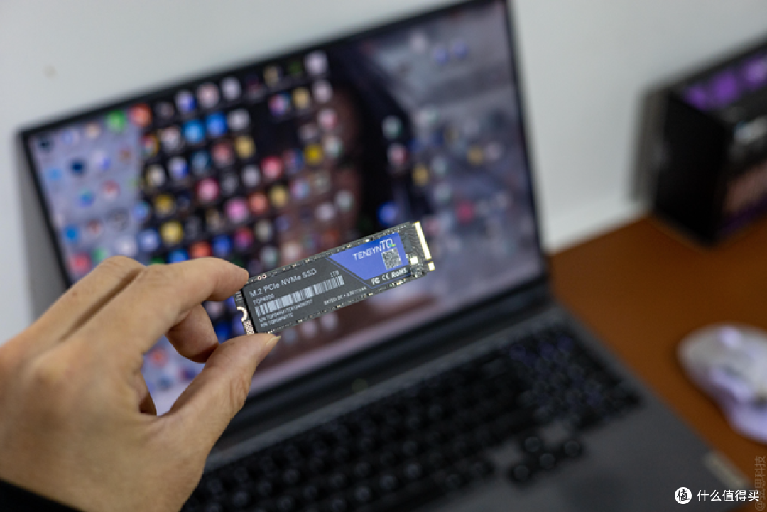 笔记本升级计划，PCIe4.0固态硬盘腾隐TQP4000上机简评