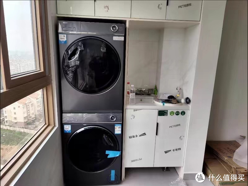 家中脏衣脏物多？海尔云溪376洗衣烘干机，干净整洁家庭好帮手。