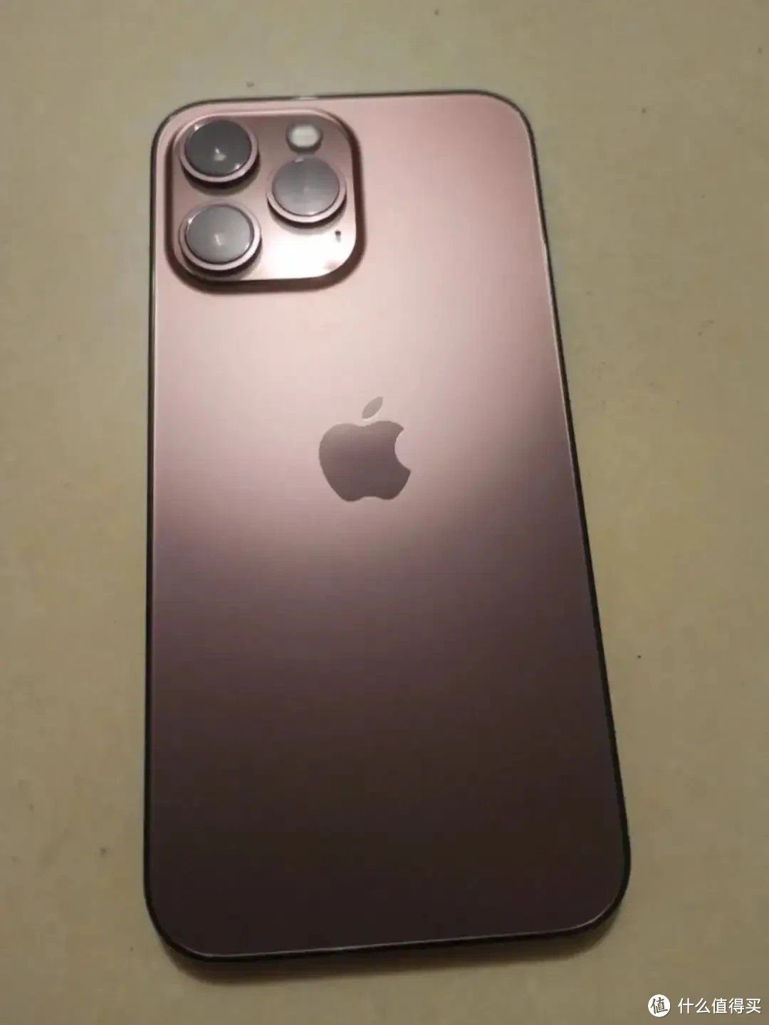 iPhone 16不“黄”了，新玫瑰色值得期待！