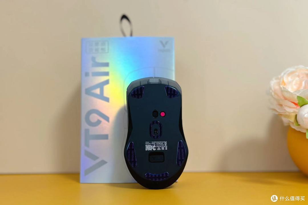 股掌操控,全局在握:雷柏VT9Air游戏鼠标