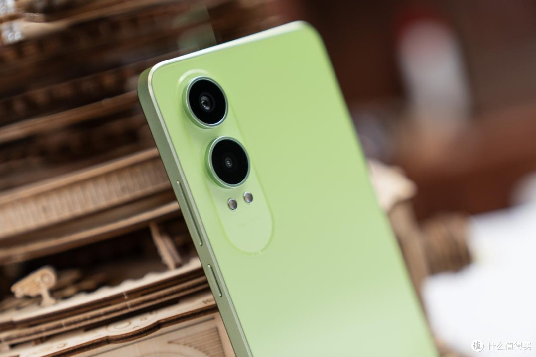 长续航又耐用 高颜值的千元直板机:OPPO K12x简谈