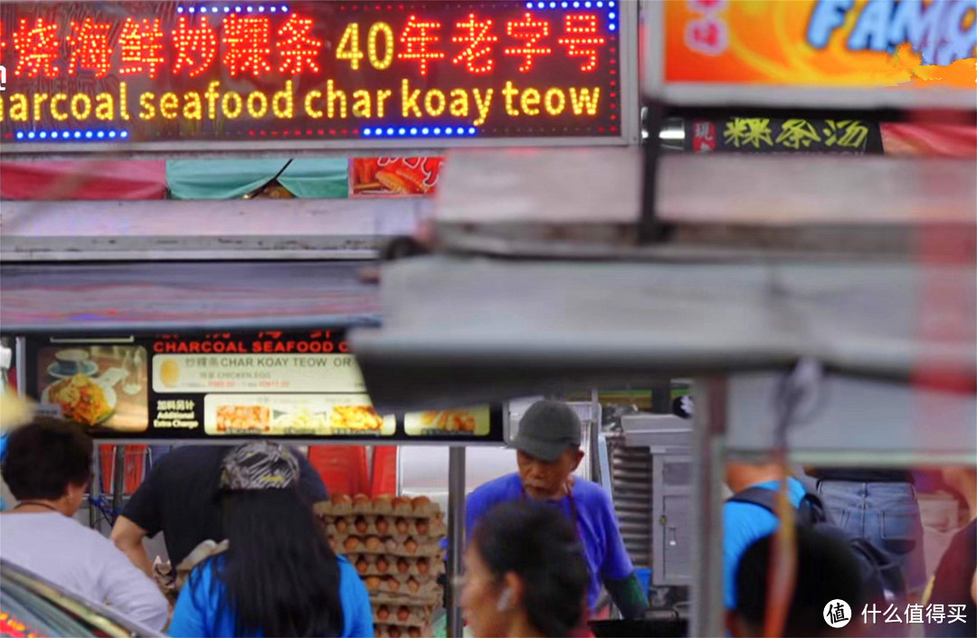 在东南亚爆火的4种中国美食，想吃上要排队，在本地太受欢迎了