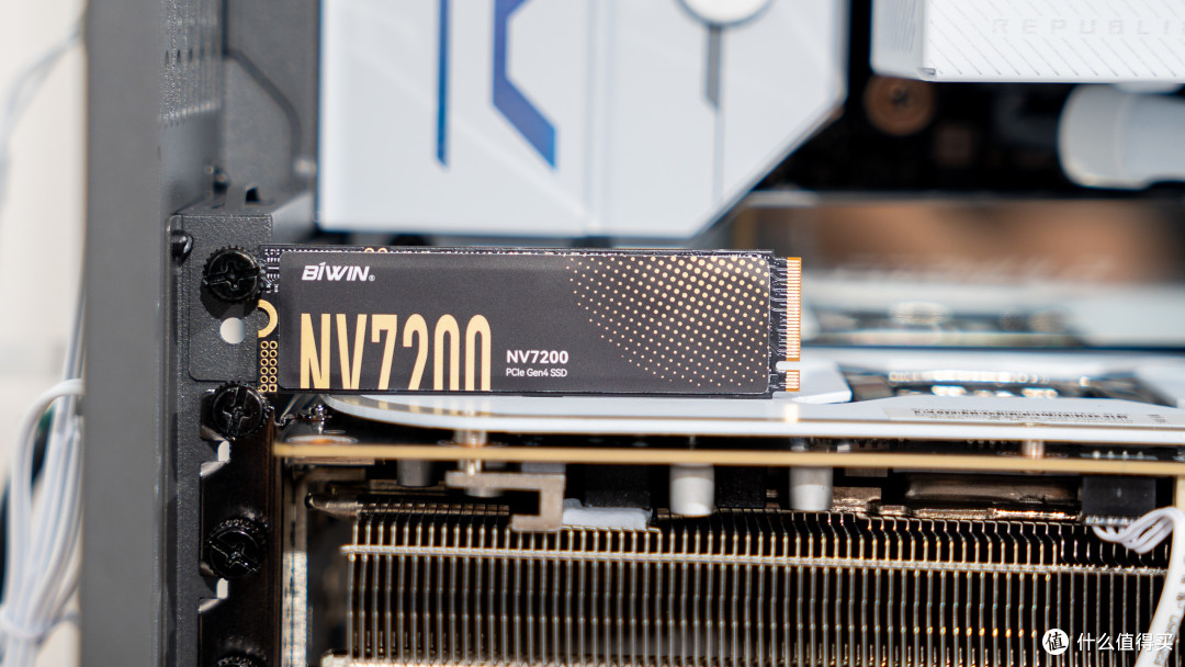 读7.2,写6.2的国产固态:佰维NV7200 PCIe 4.0 SSD评测