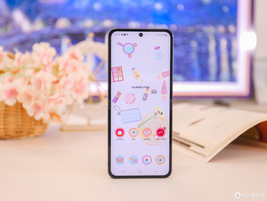 一折倾心,一用就“AI”:三星折叠旗舰Galaxy Z Flip5