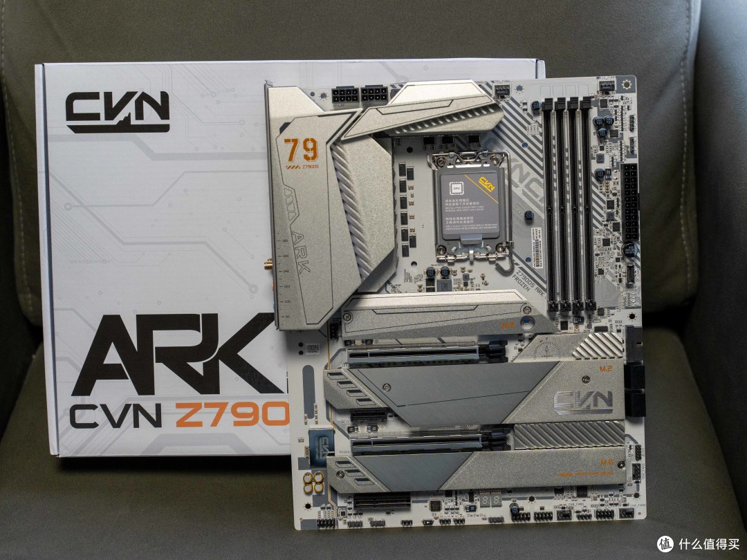 1500元主板新标杆，七彩虹CVN Z790D5 ARK FROZEN方舟主板测评