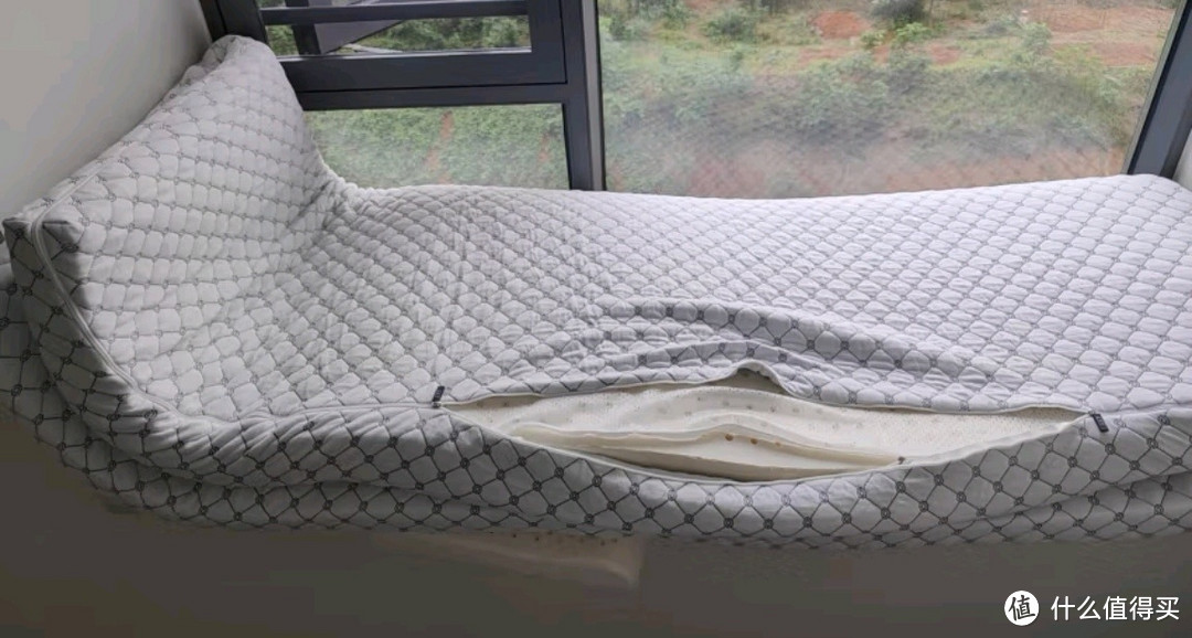 一款高品质的床垫无疑是我们追求舒适睡眠的必备之选