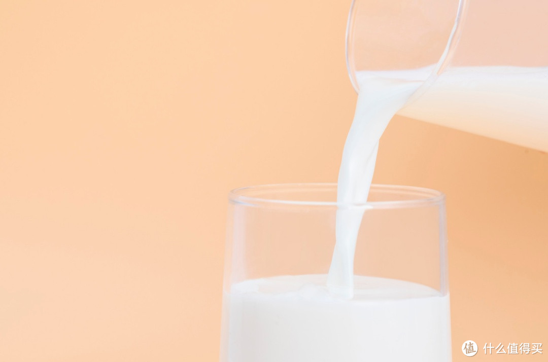 探索不同种类的牛奶：从全脂到无糖，哪种更适合你？