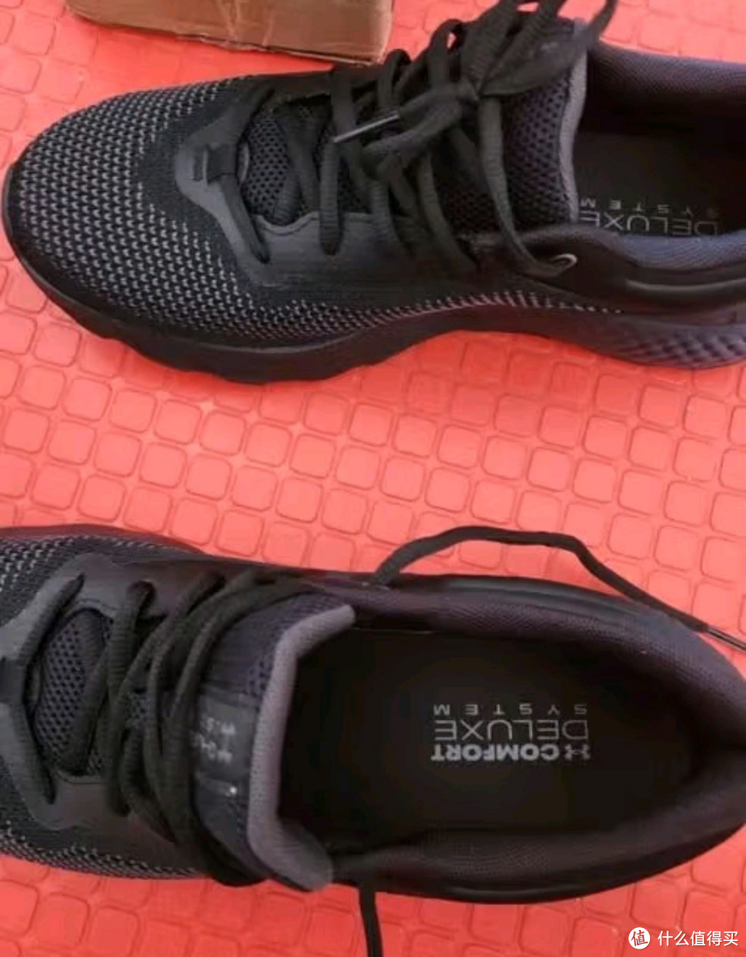 安德玛（UNDERARMOUR）春夏Charged Escape 4男子针织运动跑步鞋跑鞋
