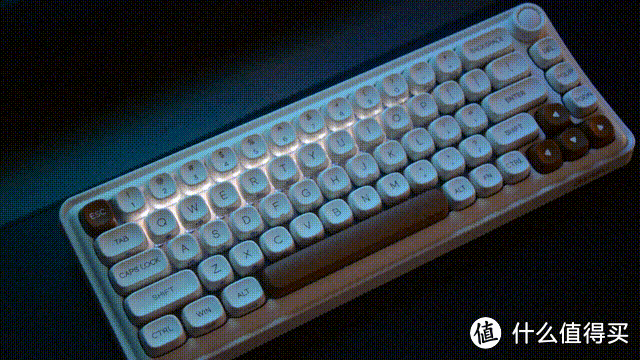 可闭眼入的“小可爱”，达尔优小方糖Z68三模机械键盘体验