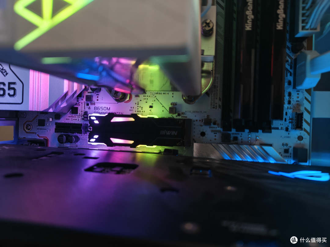 为什么我的SSD速度跑不满?可能是因为处理器哦,AMD/INTEL对比实测对PCIe4.0的支持程度!