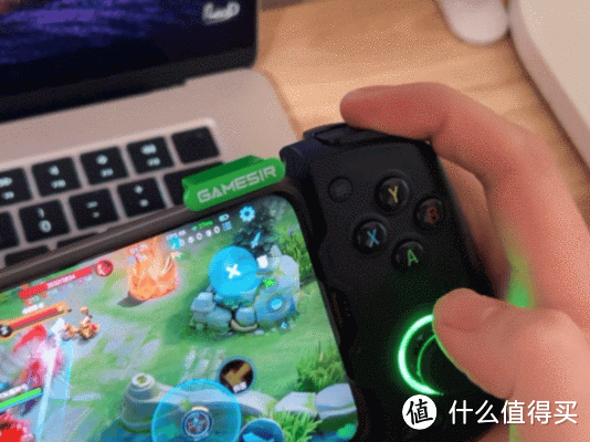 手机太小？阻碍发挥？玩的不爽？盖世小鸡GAMESIR-X4手机游戏手柄帮你提升游戏体验！