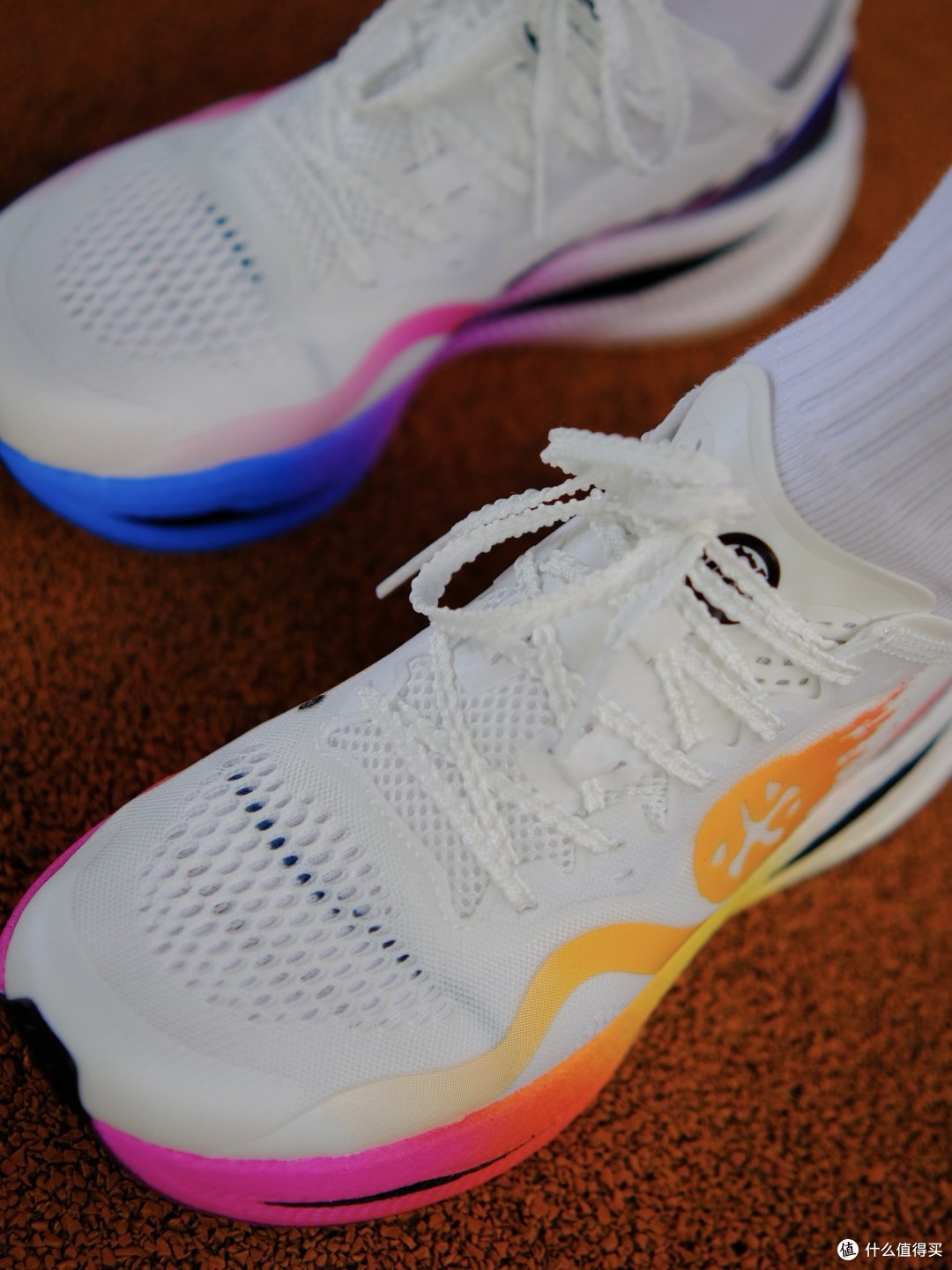 跑鞋实测必迈碳板跑鞋如何选惊碳mixplus惊碳fly惊碳20