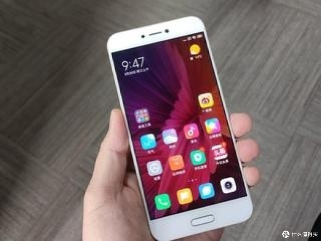 手机iphone和小米