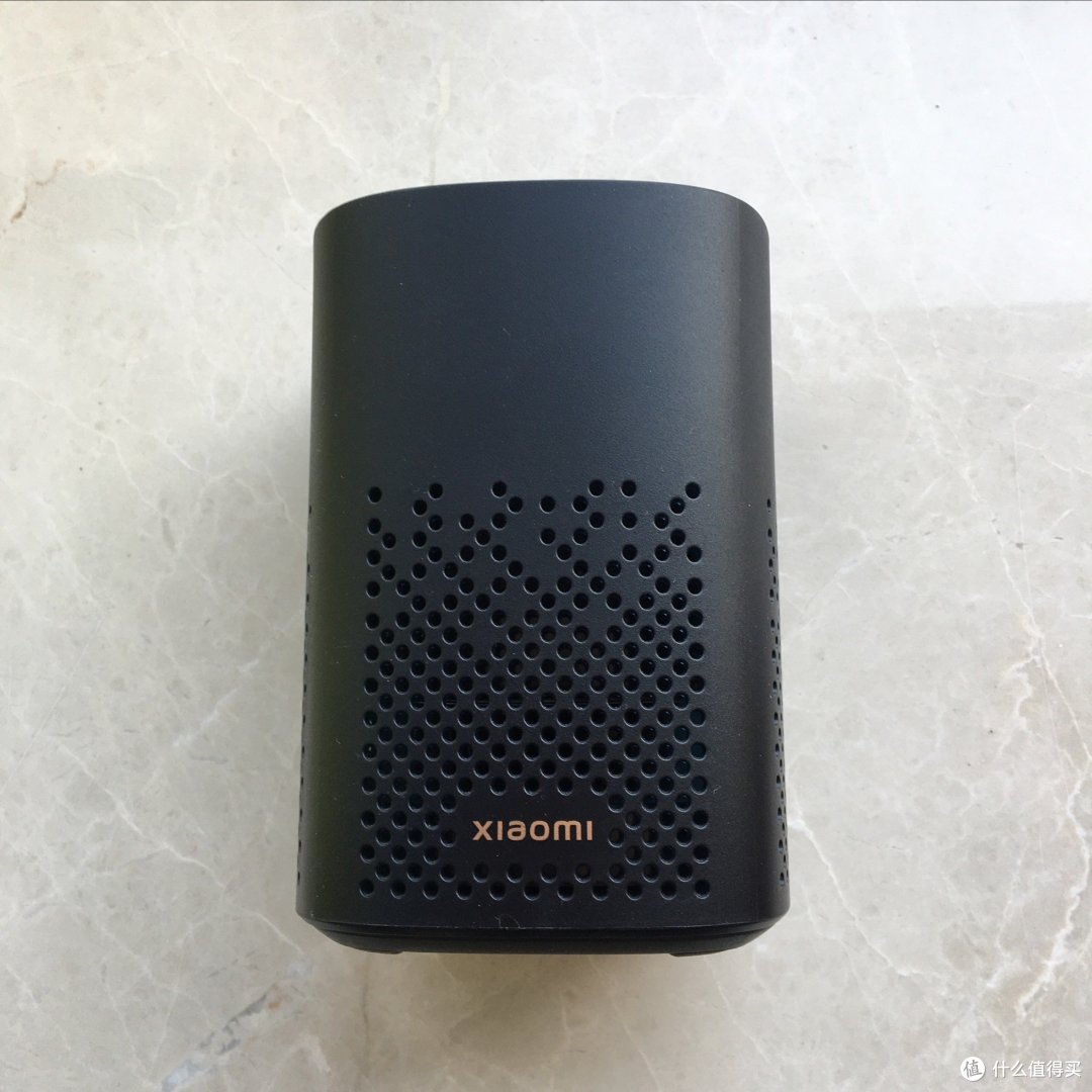 618 ,49元拿下小米小爱智能音箱!能控制家用电器,还能显示时间,挺超值的。