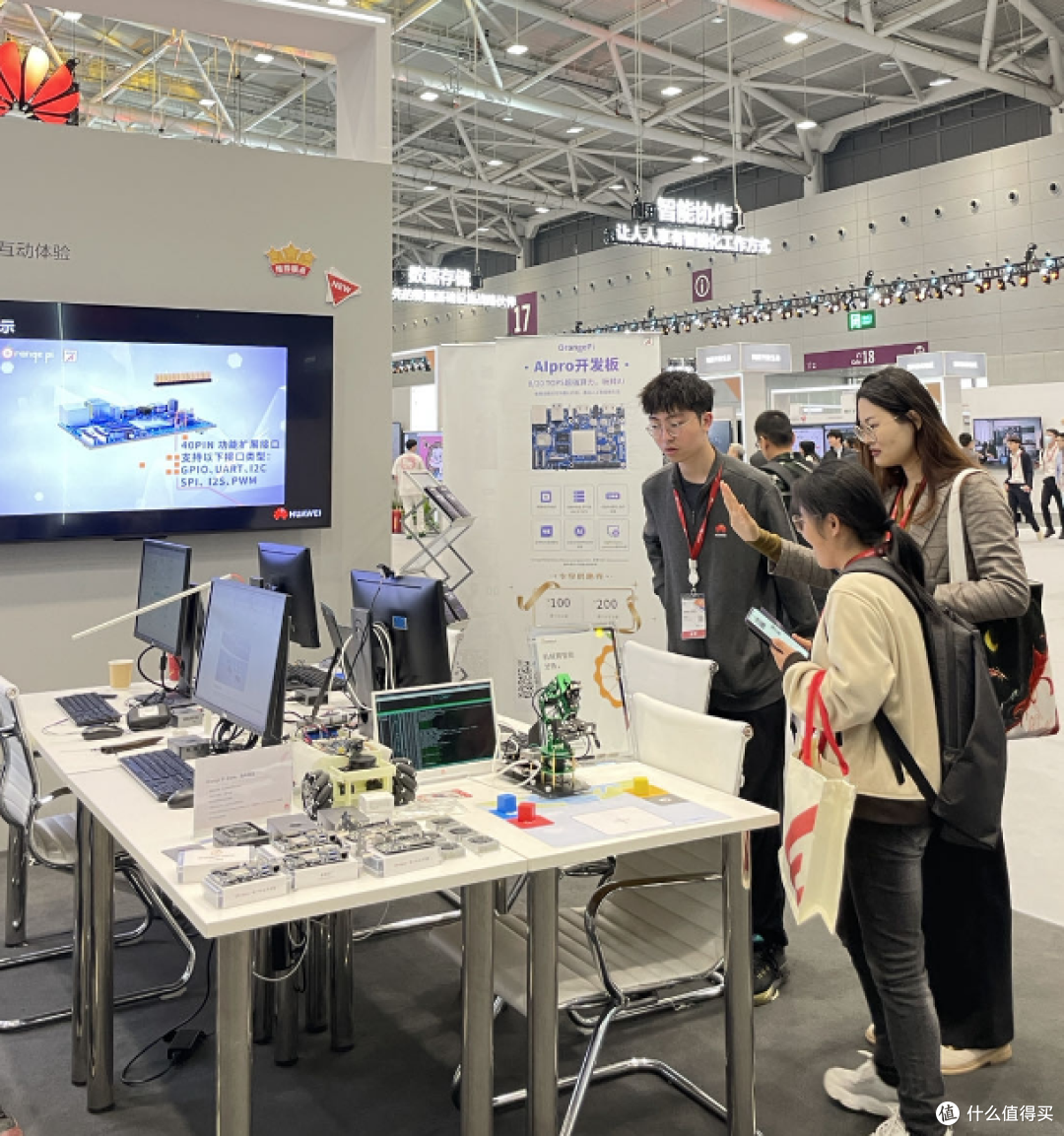 大学生用OrangePi AIpro玩出备有趣的项目——手势贪吃蛇