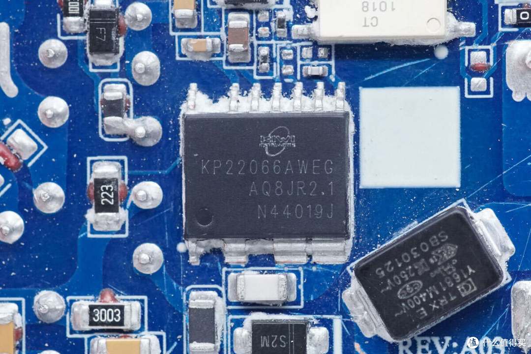拆解报告:CUKTECH酷态科65W 2C1A氮化镓充电器AD653C