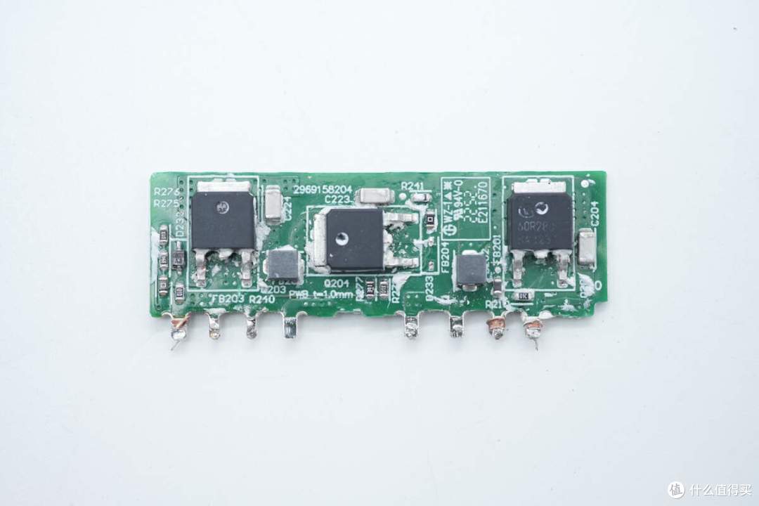 拆解报告:HP惠普140W USB-C电源适配器TPN-DA29
