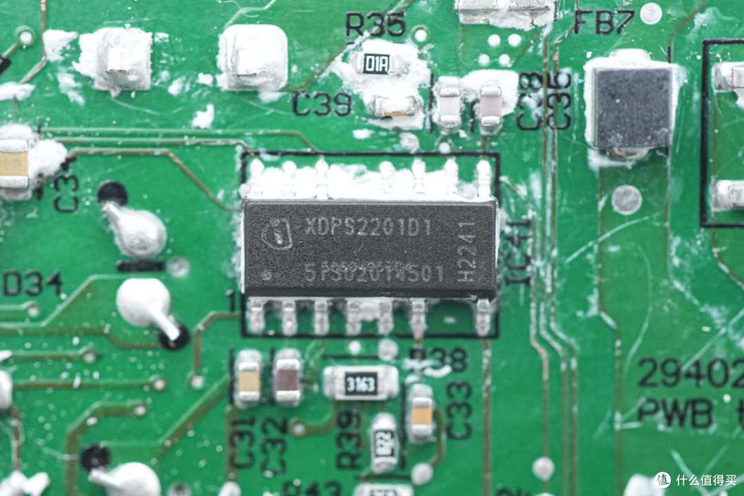 拆解报告:HP惠普140W USB-C电源适配器TPN-DA29