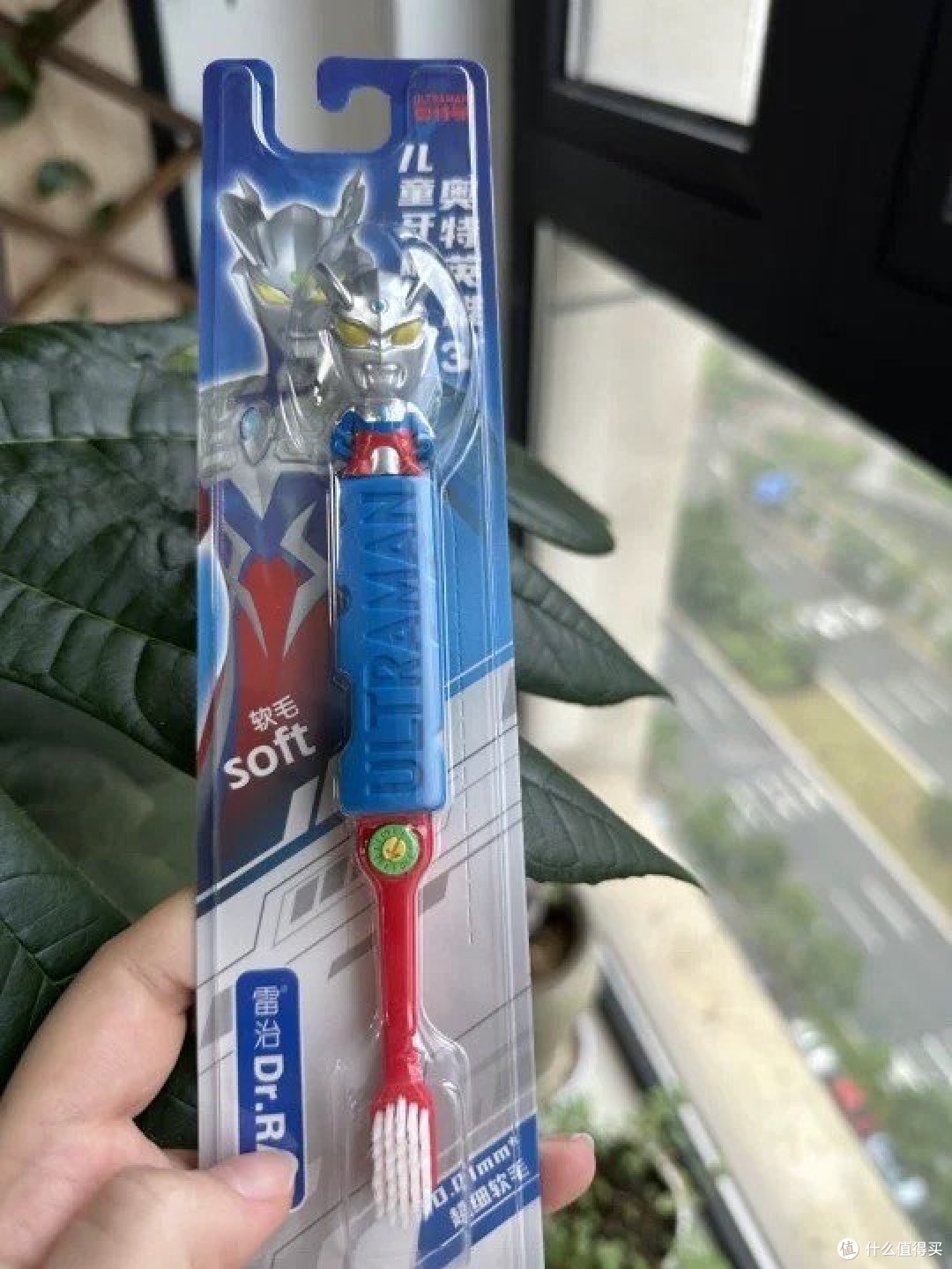 奥特曼牙刷，让孩子的笑容更加闪耀