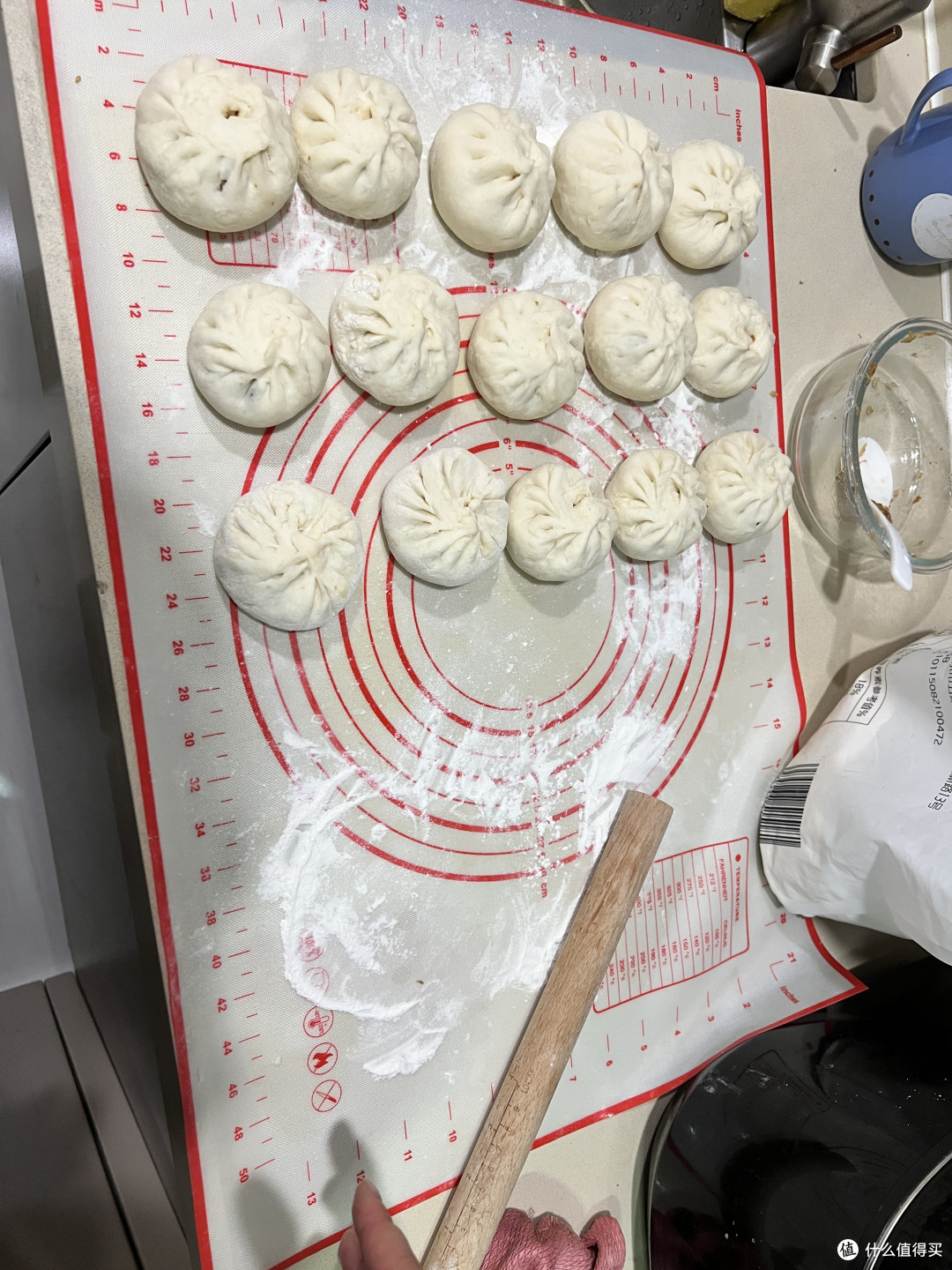 我的全能媳妇,今天做的酸菜肉馅包子