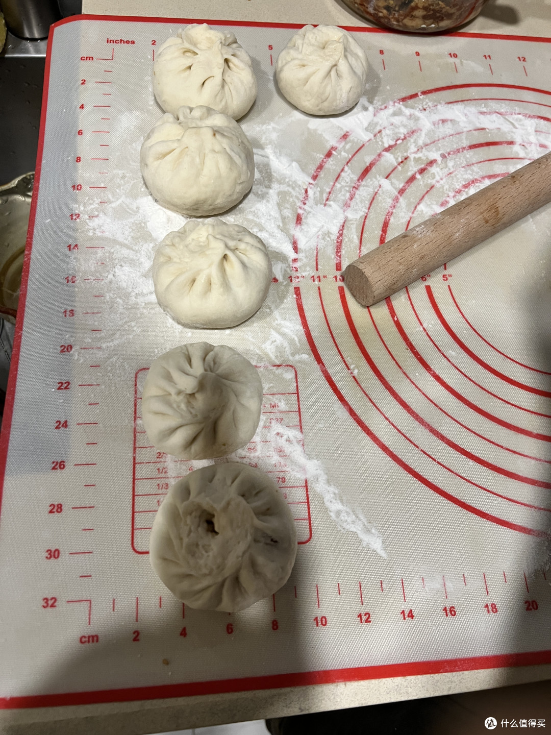 我的全能媳妇,今天做的酸菜肉馅包子