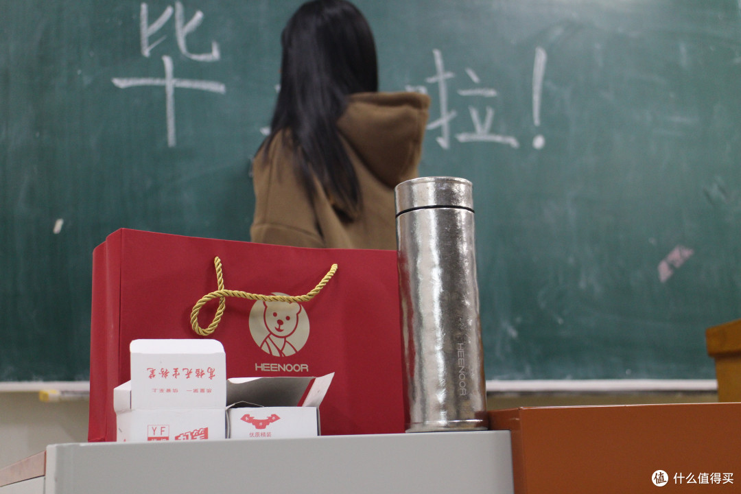 相对正式的礼品推荐——希诺钛材质保温杯