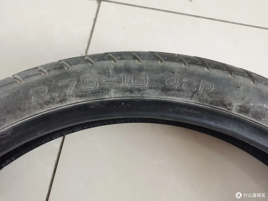 飞致150摩托车换前轮胎小记