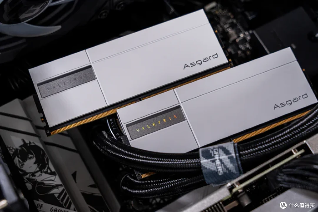 雪银战姬—B760G小吹雪S+4070S金属大师+机械大师C34PLUS装机分享